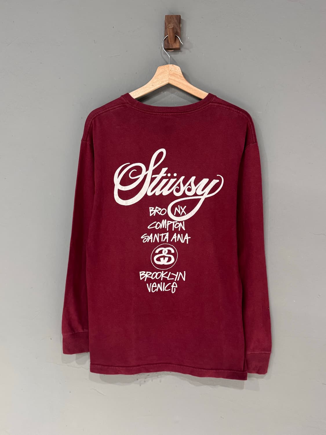 스투시 버건디 월드투어 롱슬리브  상품이미지2