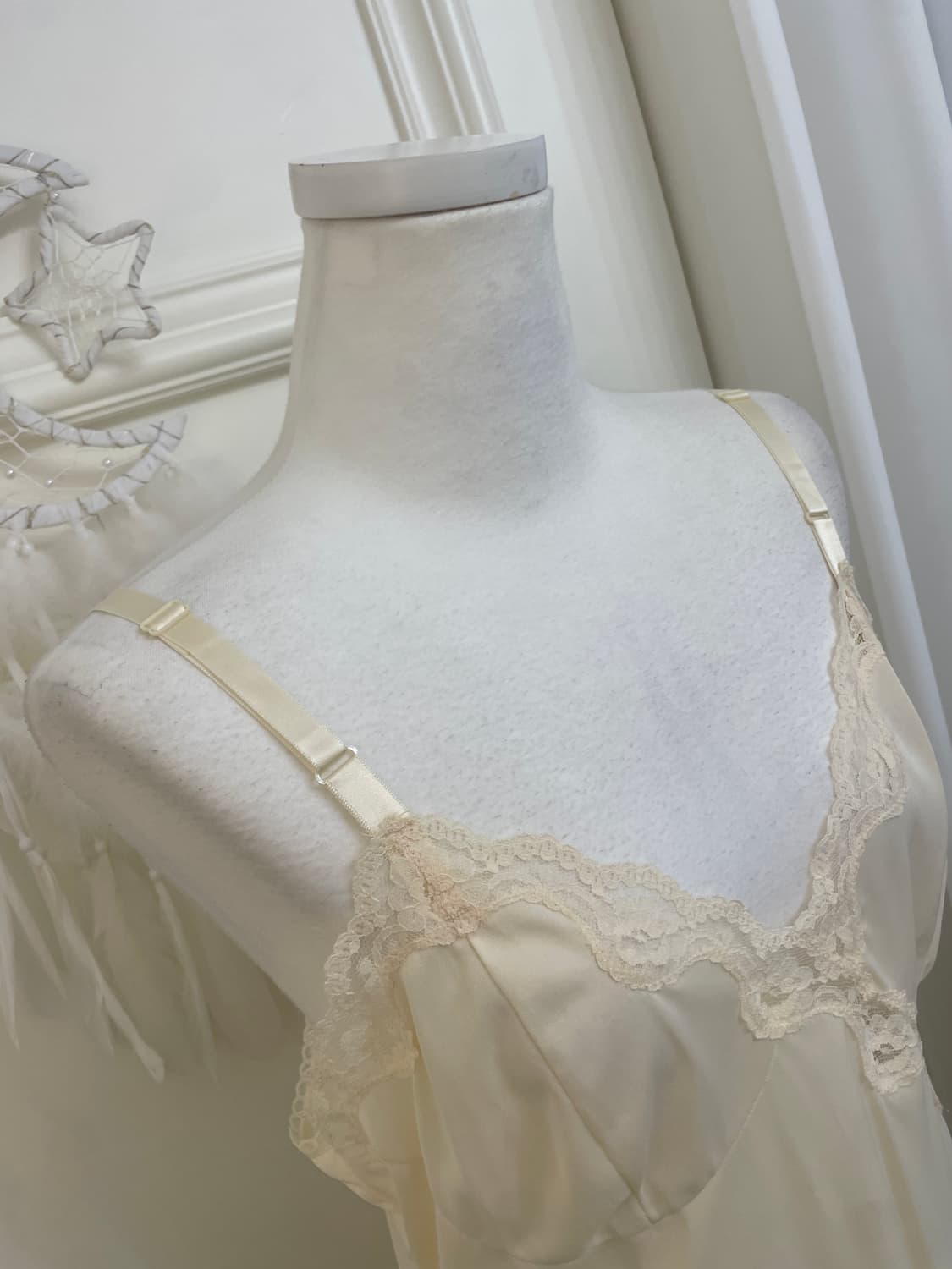 coral ivory lace trim side slit slip 상품이미지7