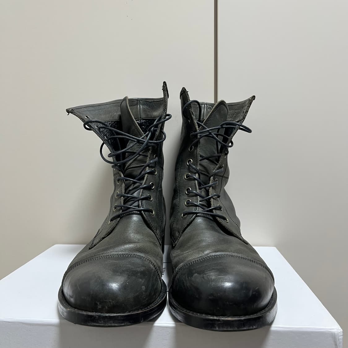 훕데두 그라데이션 레이스업 레더부츠 상품이미지5