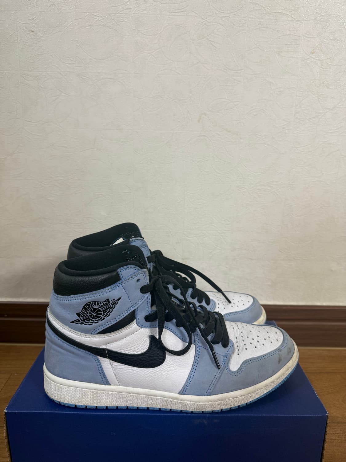 조던1 하이 유니버시티블루 275 상품이미지1