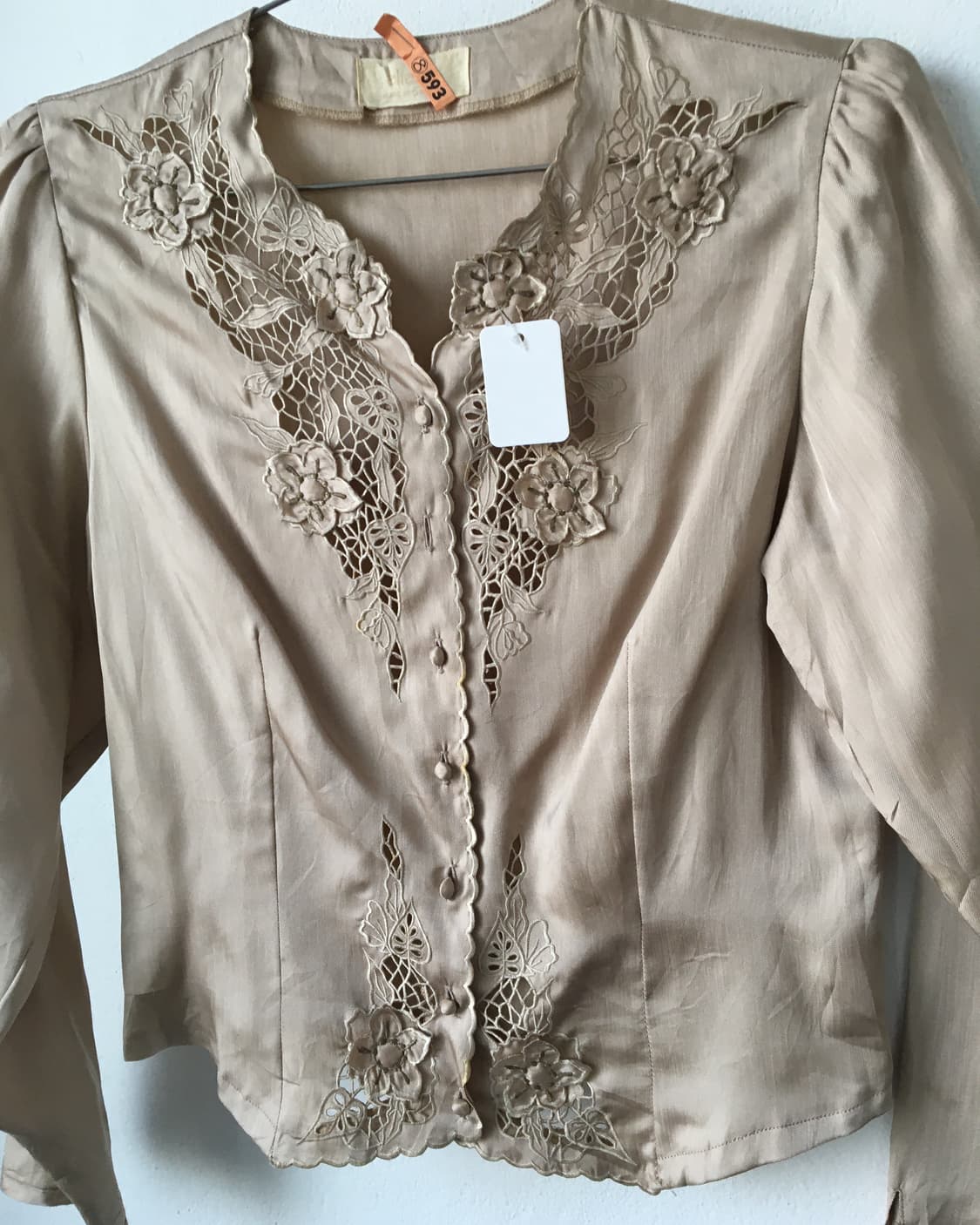 Punching point glossy blouse 상품이미지4