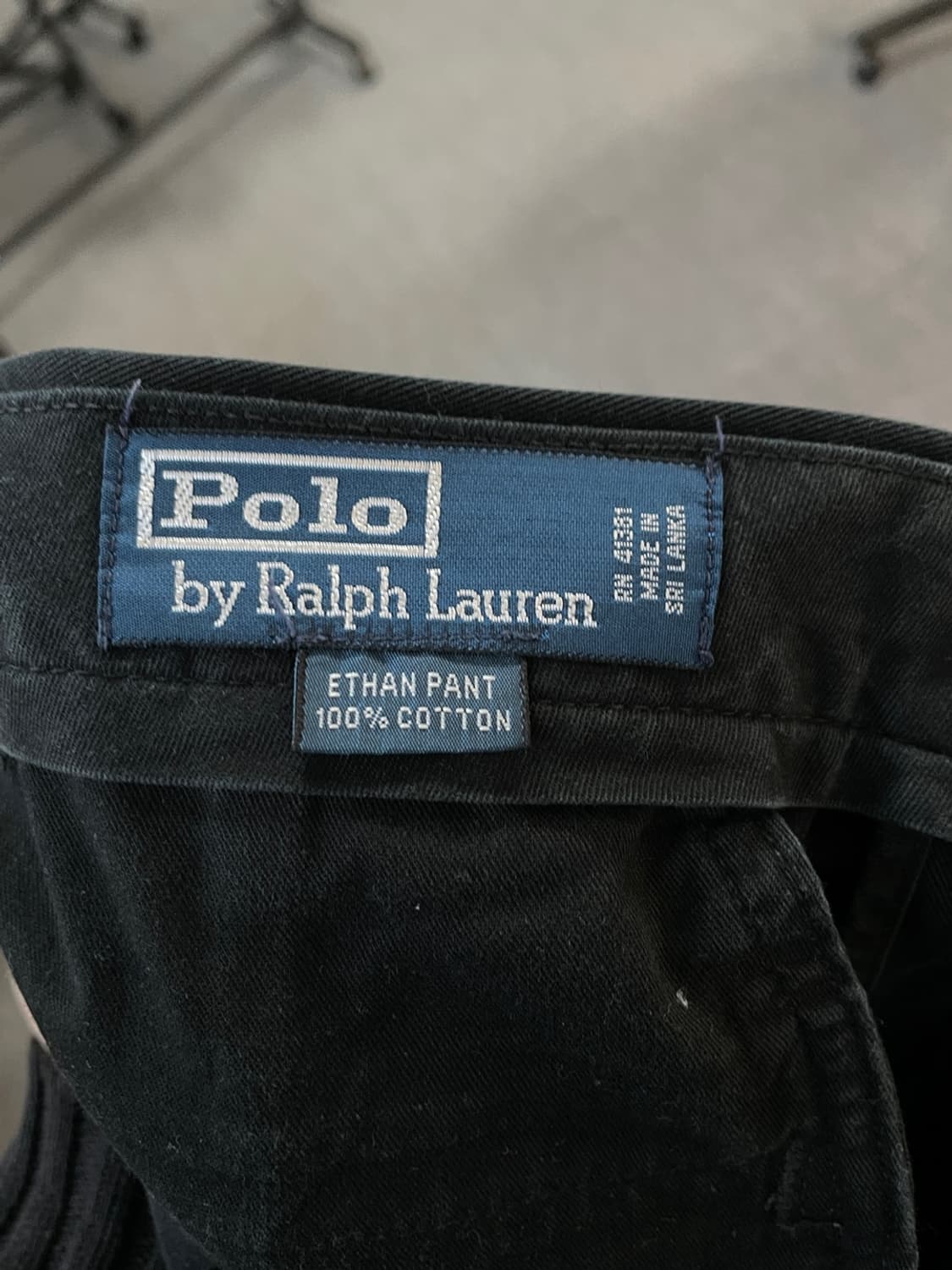 폴로 랄프로렌 블랙 투 턱 치노 팬츠 상품이미지7