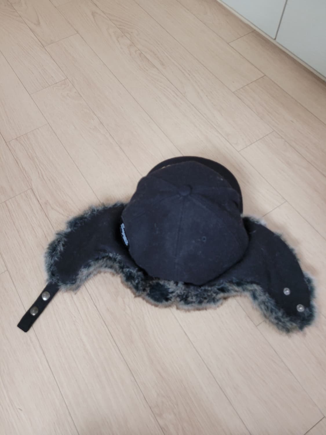 SMB 귀달이 스냅백 M/L사이즈 블랙 상품이미지6