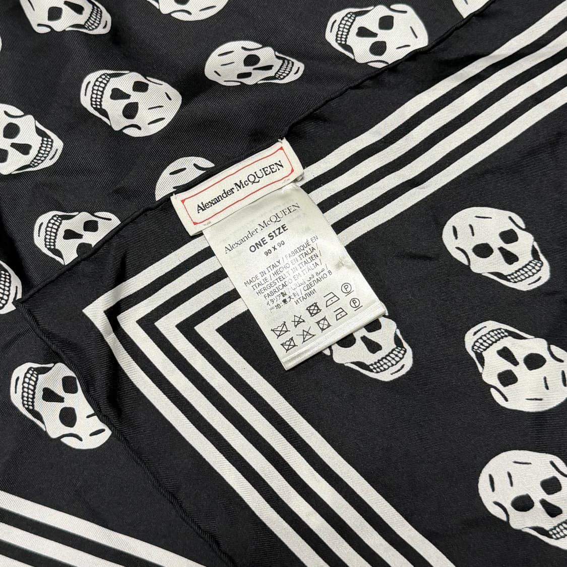 알렉산더 맥퀸 스컬 스카프 OS 상품이미지3