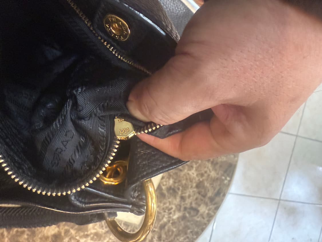 정품 프라다 비텔로 다이노 쇼퍼백 팝니다 상품이미지9