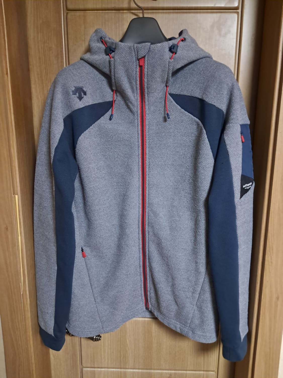 데상트 후드집업 남성100  상품이미지1