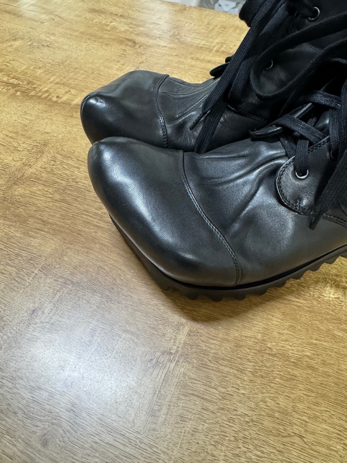  The old curiosity shop bigfoot boots 상품이미지2