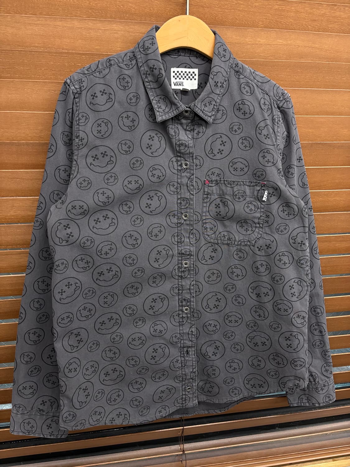 반스 스마일리 페이스 패턴 셔츠 상품이미지1