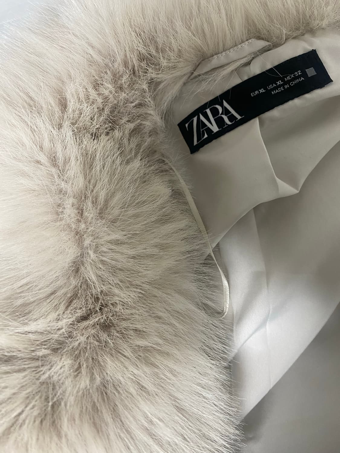 아이보리 퍼 자켓 fur jacket 상품이미지3