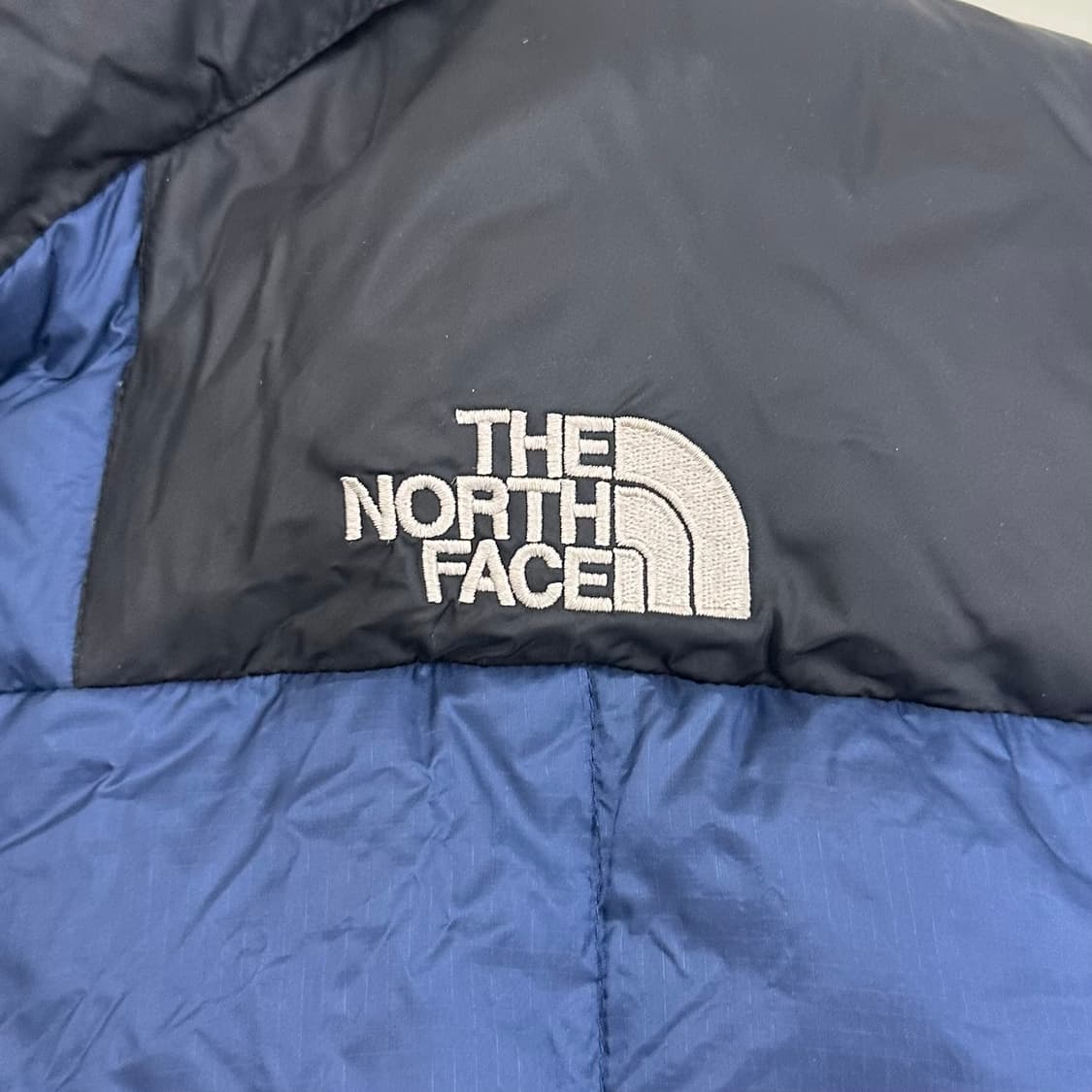 노스페이스 써밋 시리즈  로체 구스다운 패딩 상품이미지2