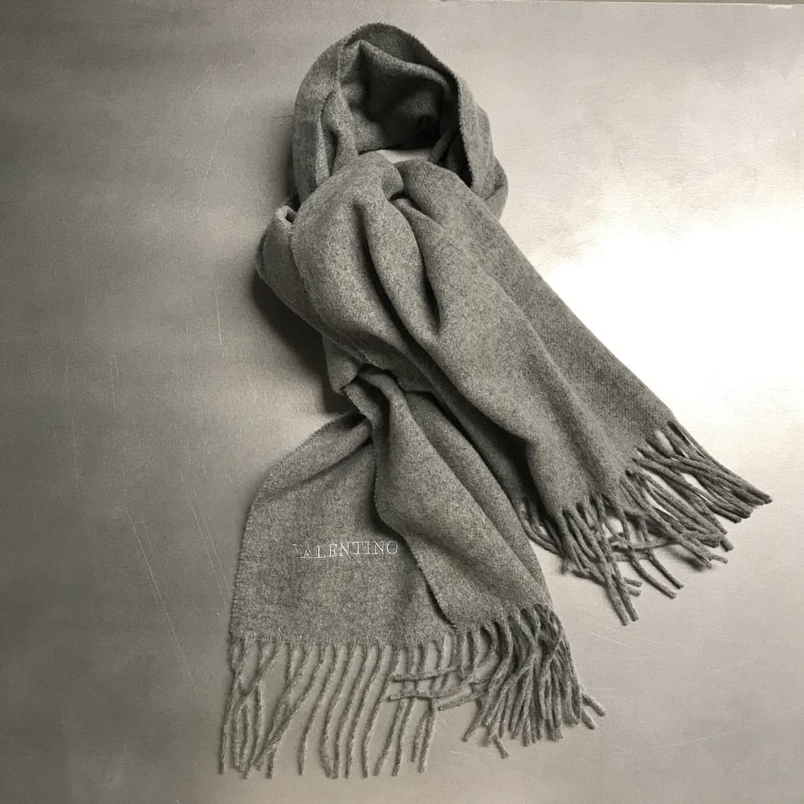 발렌티노 머플러 그레이 상품이미지5