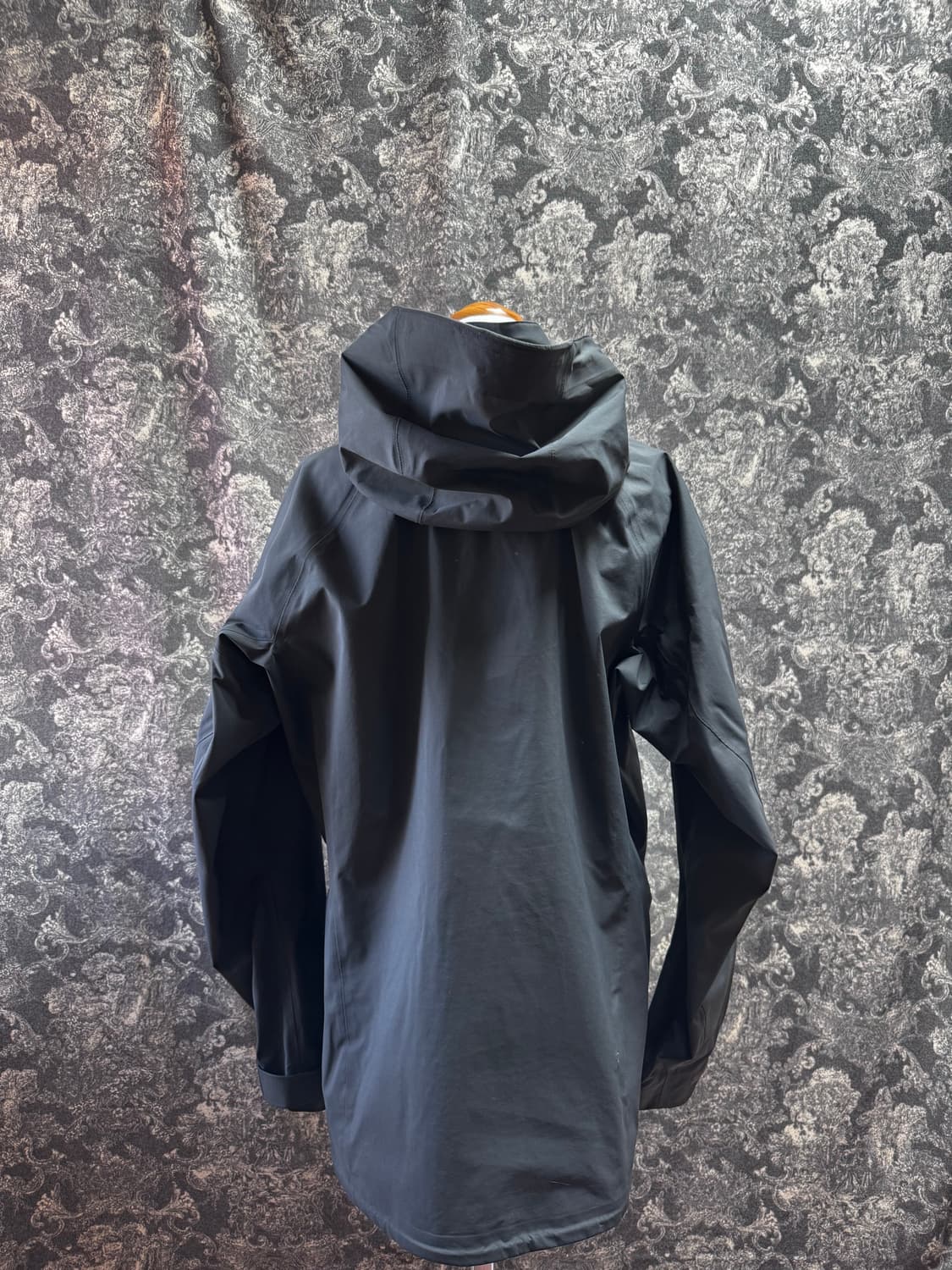 mountain hard wear 마운틴하드웨어 바람막이 상품이미지3