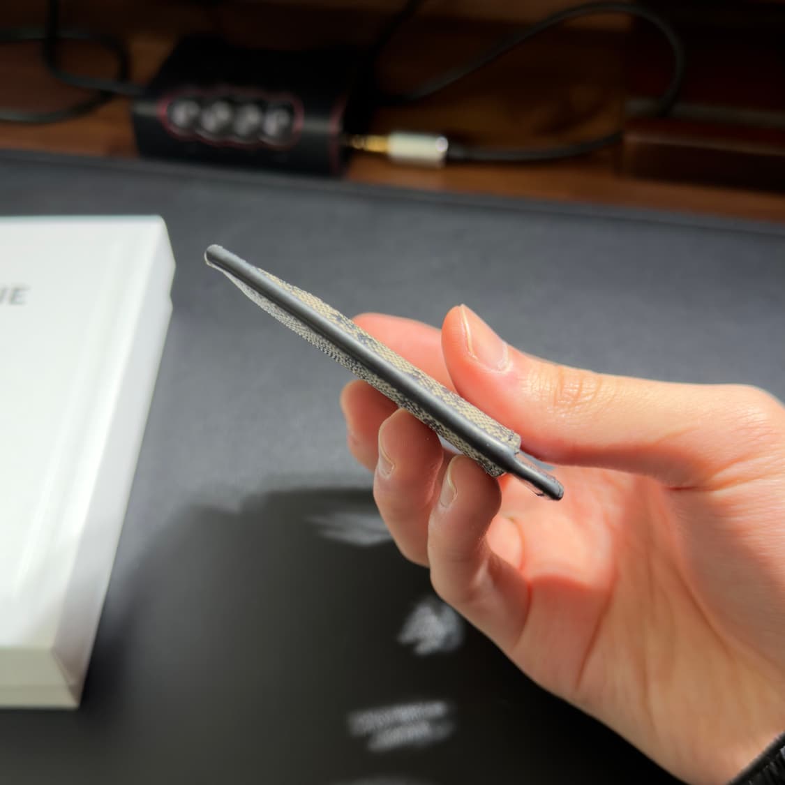 셀린느 트리옹프 캔버스 카드지갑 상품이미지7