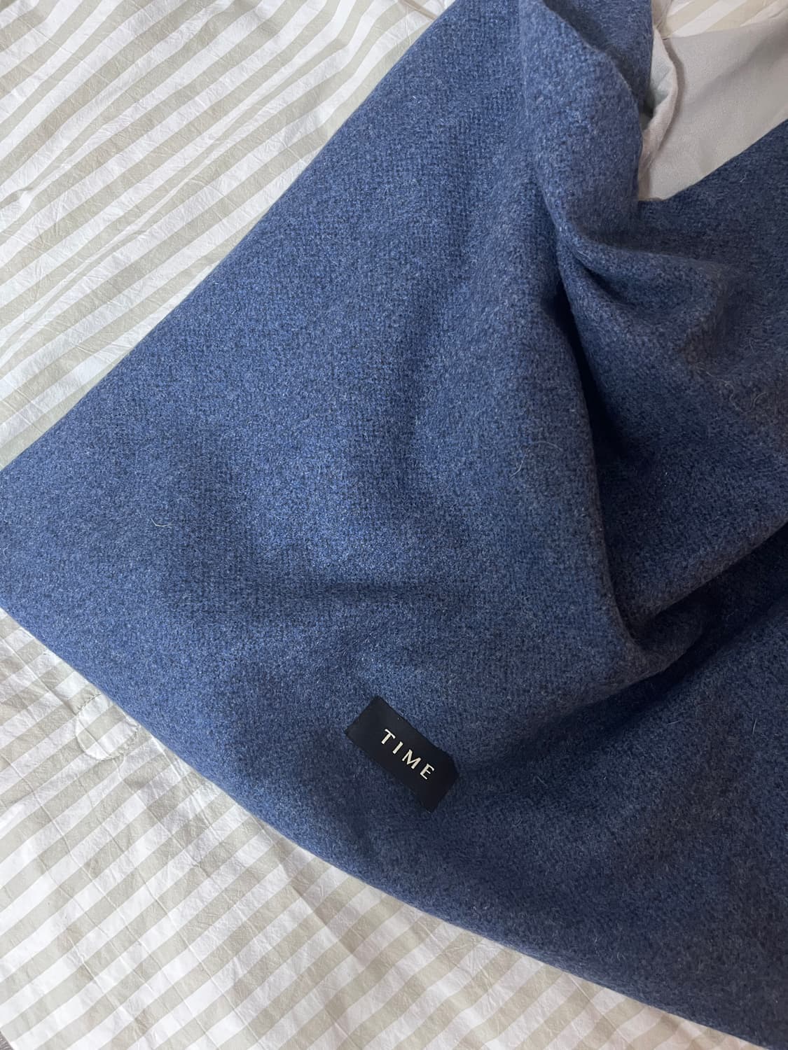 TIME wool triangle shoulder bag 상품이미지7