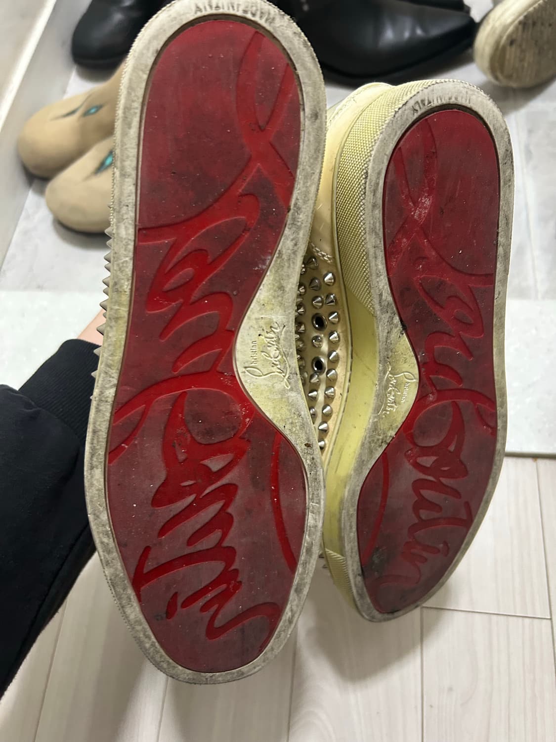 크리스찬 루부탱 스터드 하이탑43 상품이미지3