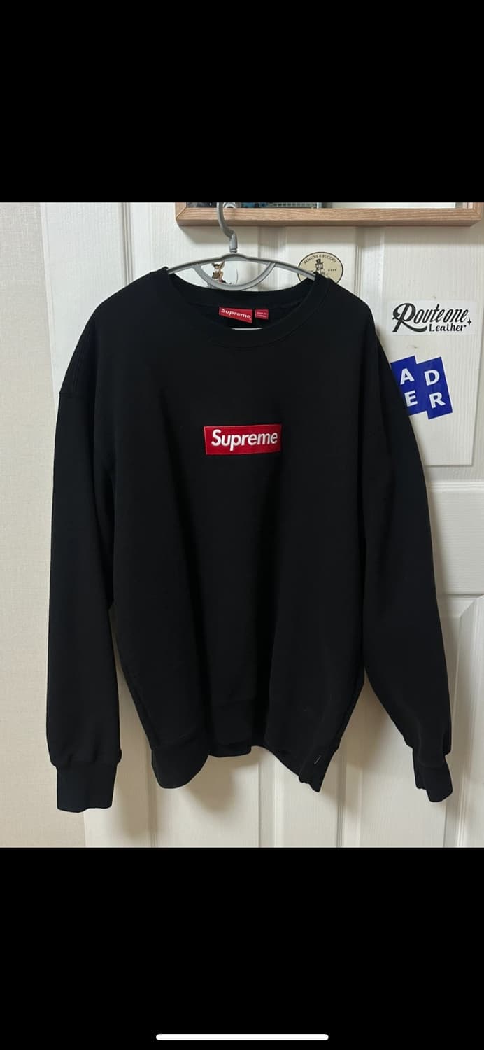 슈프림 22FW 크루넥 상품이미지1