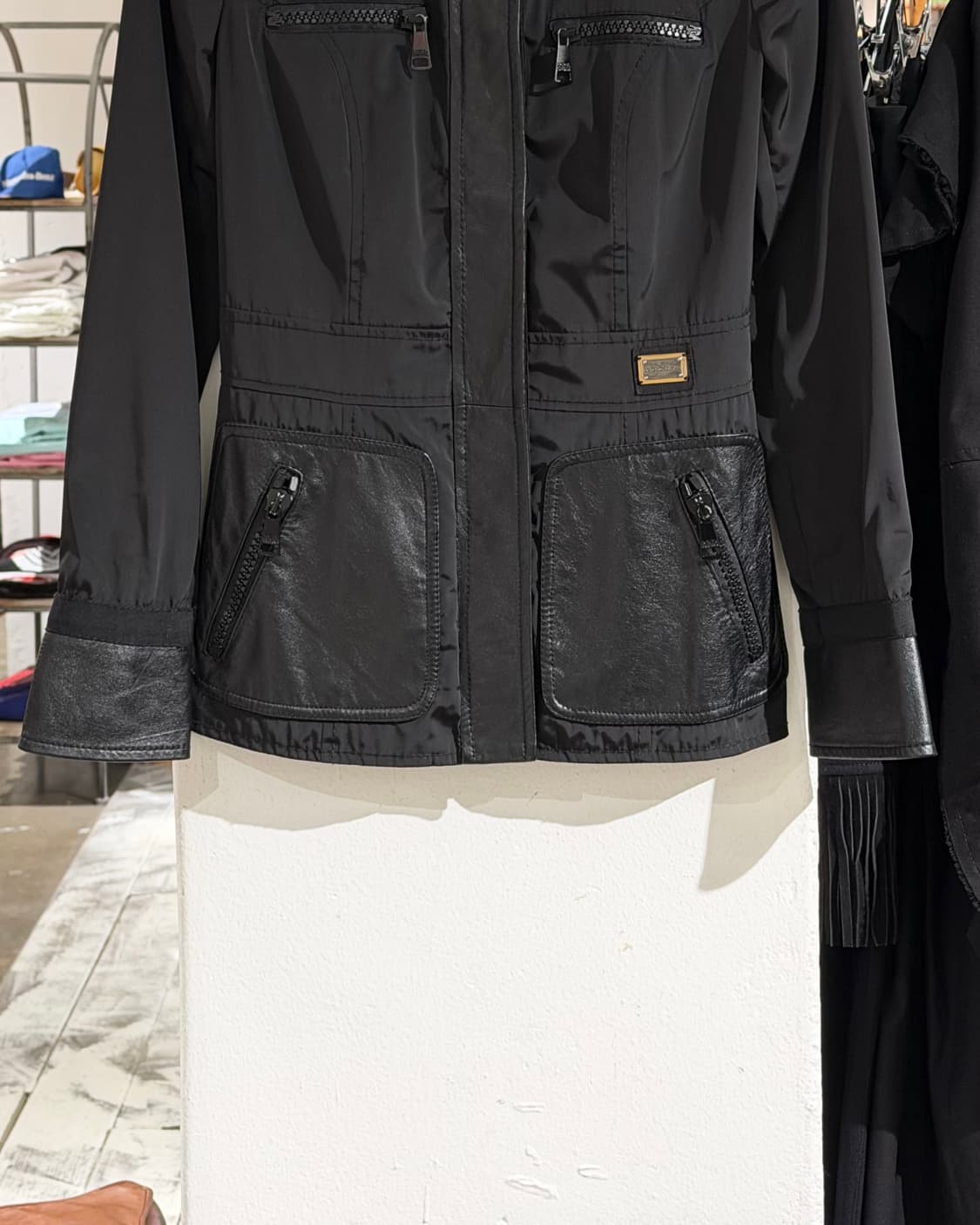 돌체앤가바나 블랙 포켓 램스킨 트리밍 자켓 상품이미지5