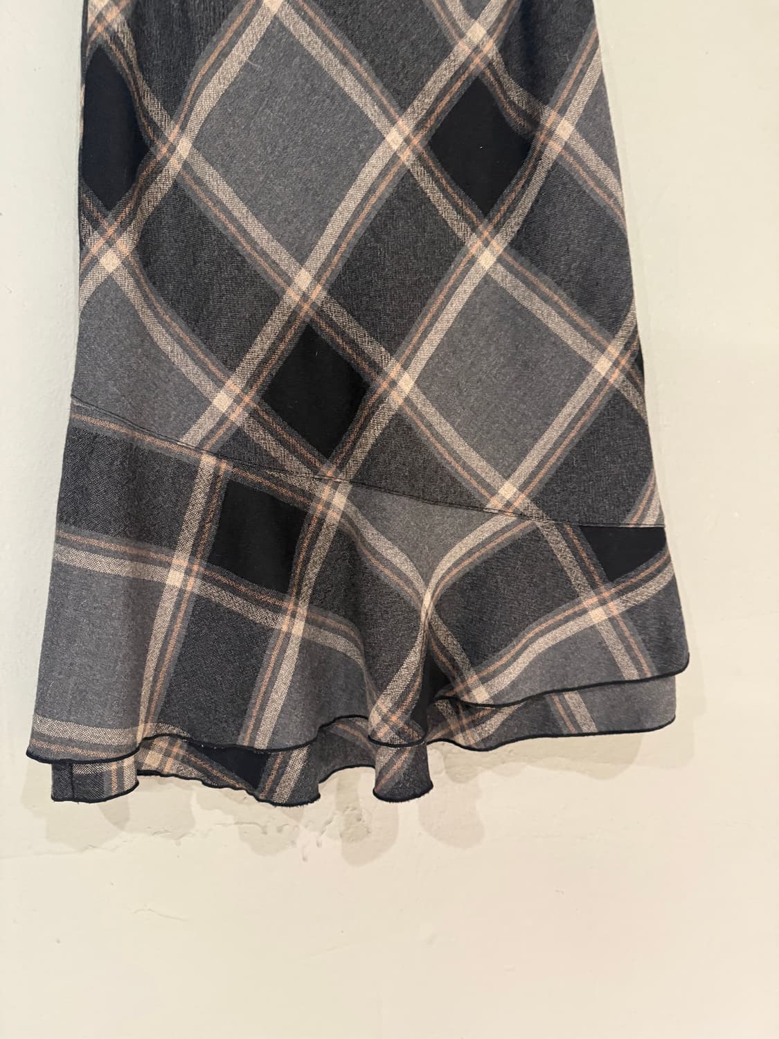 check pattern frill detail skirt 상품이미지7