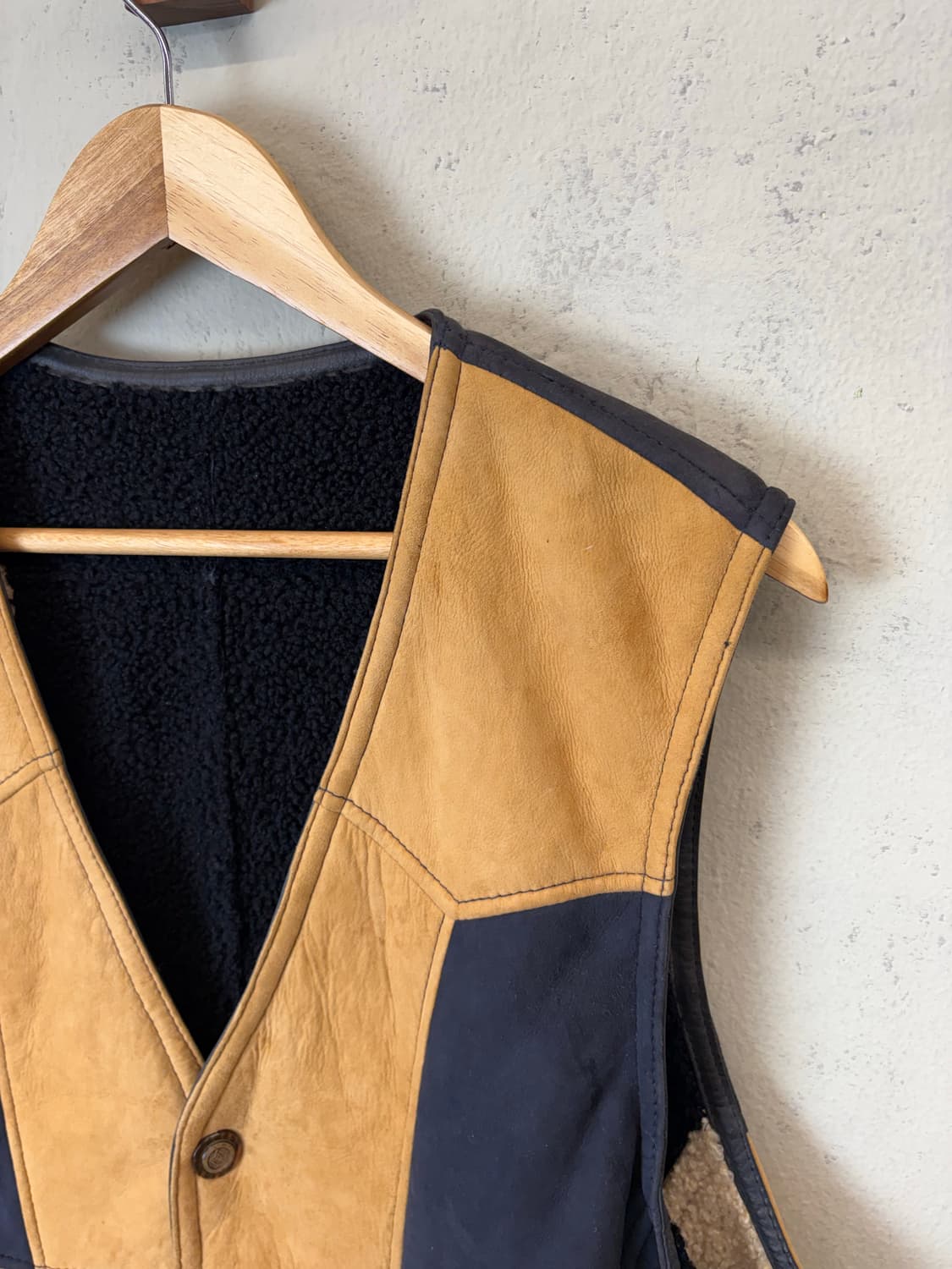 90s 뉴질랜드 빈티지 스웨이드 울 베스트 상품이미지5