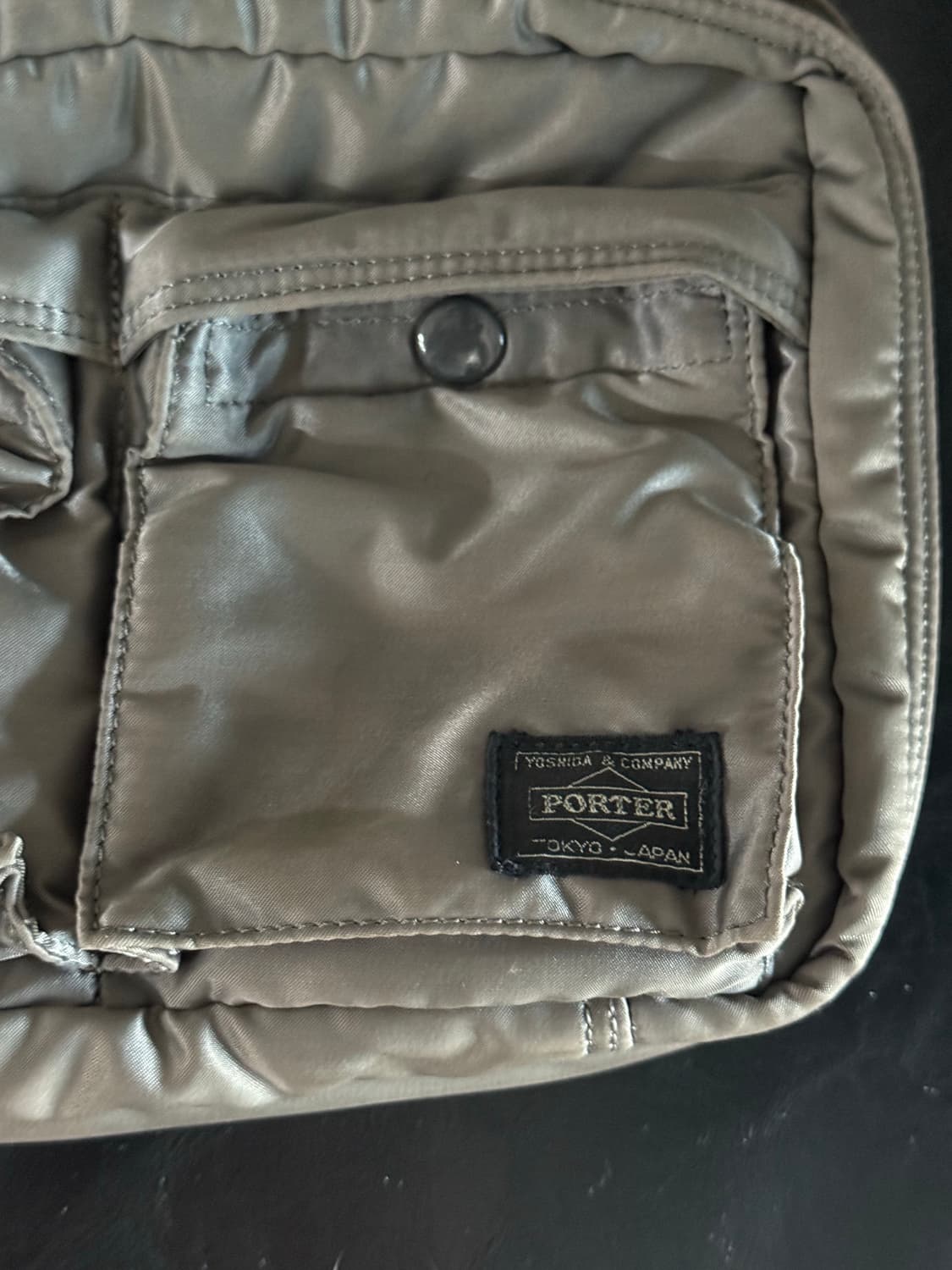 [요시다포터] Porter 탱커 2way 숄더백 카키 브라운 상품이미지3