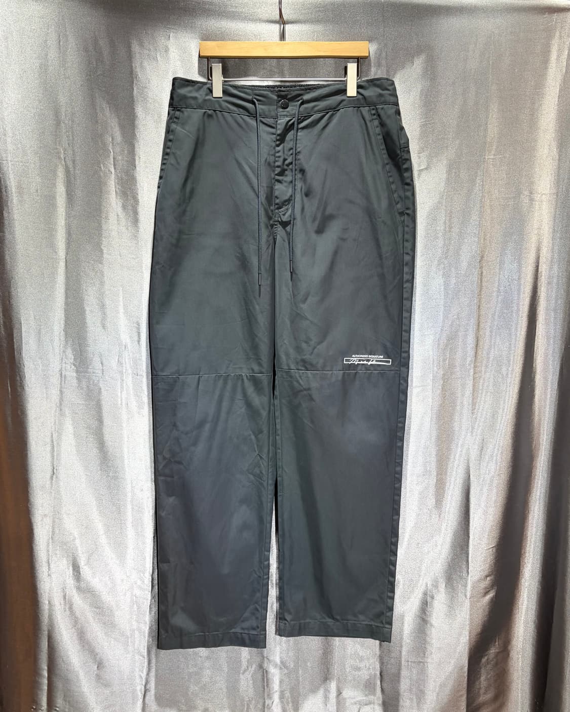 L Jordan 조던 플라이트 클럽 차콜 나일론 팬츠 상품이미지3