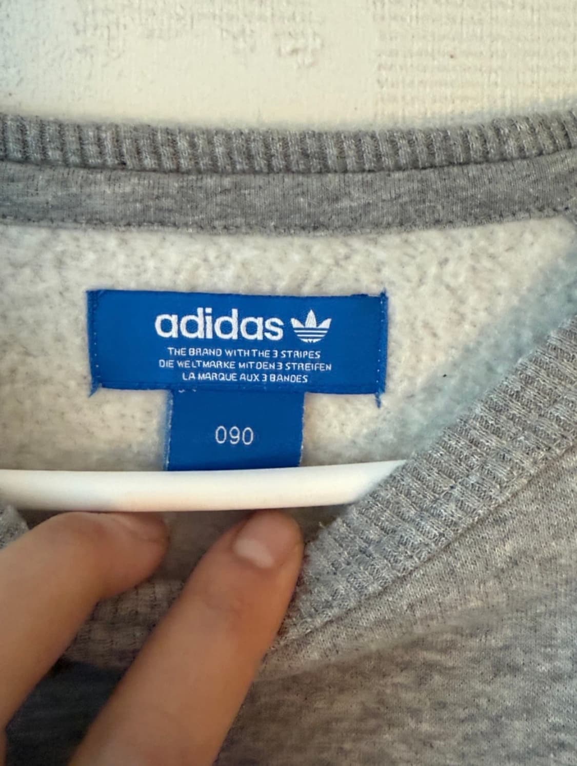 아디다스 맨투맨 상품이미지2