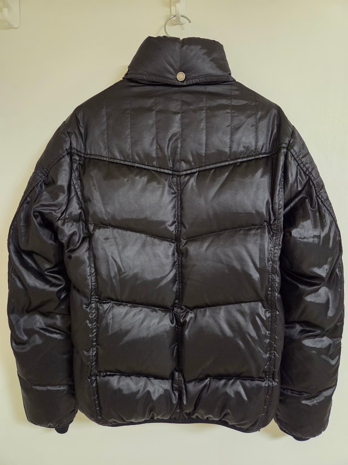 버버리 구스다운 경량패딩 상품이미지2