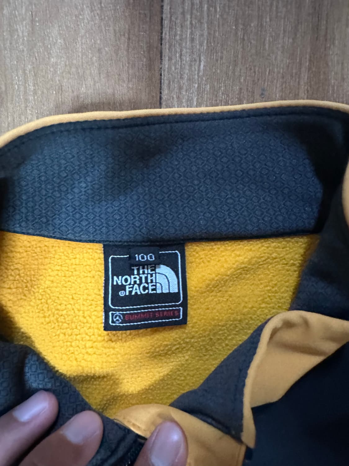 노스페이스 써미트 집업 티셔츠 100 판매 상품이미지3