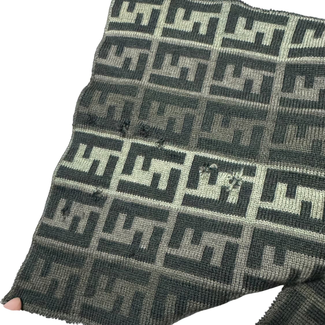 정품 펜디 카키 쥬카 머플러 상품이미지4