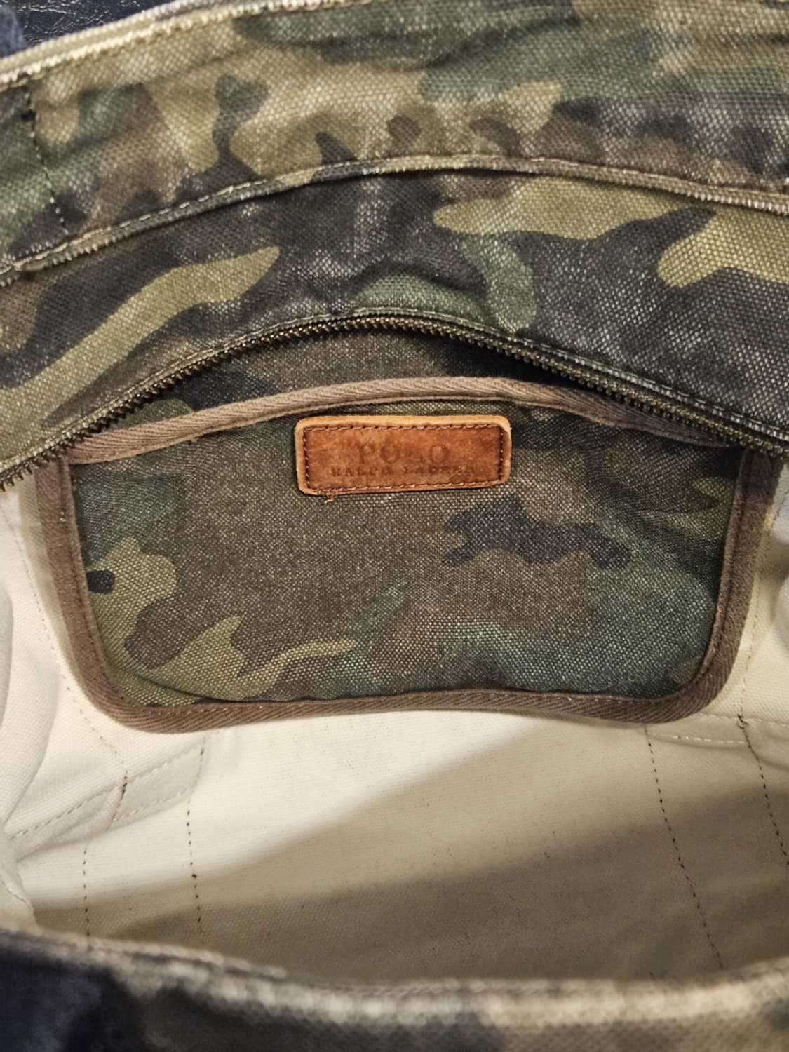 폴로랄프로렌 캔버스 카모 럭비 토트백 ( 41X35X16 )/ 10022 상품이미지9