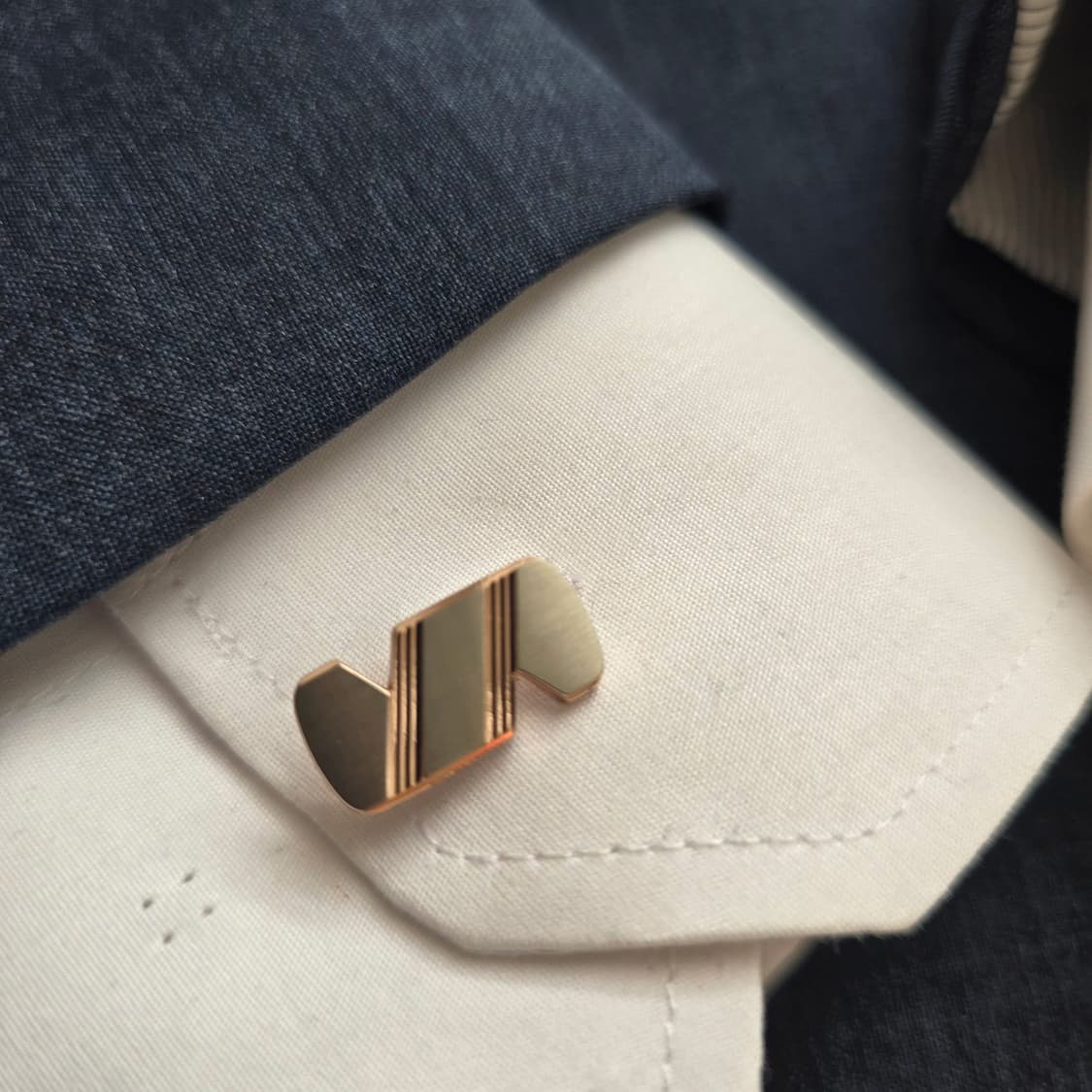 입생로랑 정품 명품 커프스 1.9cm  A+등급 J12
 상품이미지10