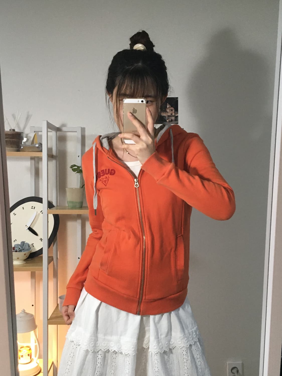 GUESS 오렌지 후드집업 상품이미지1