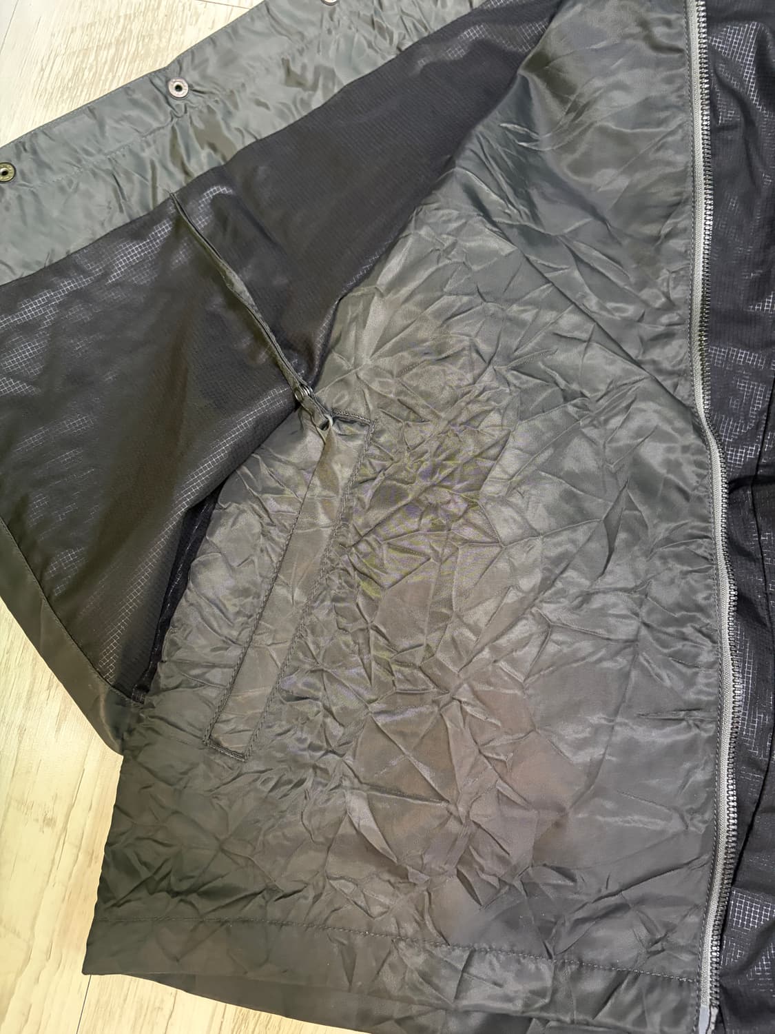 [M] 언어펙티드 레이어드 피셔맨 크링클 자켓 블랙 새상품 상품이미지4