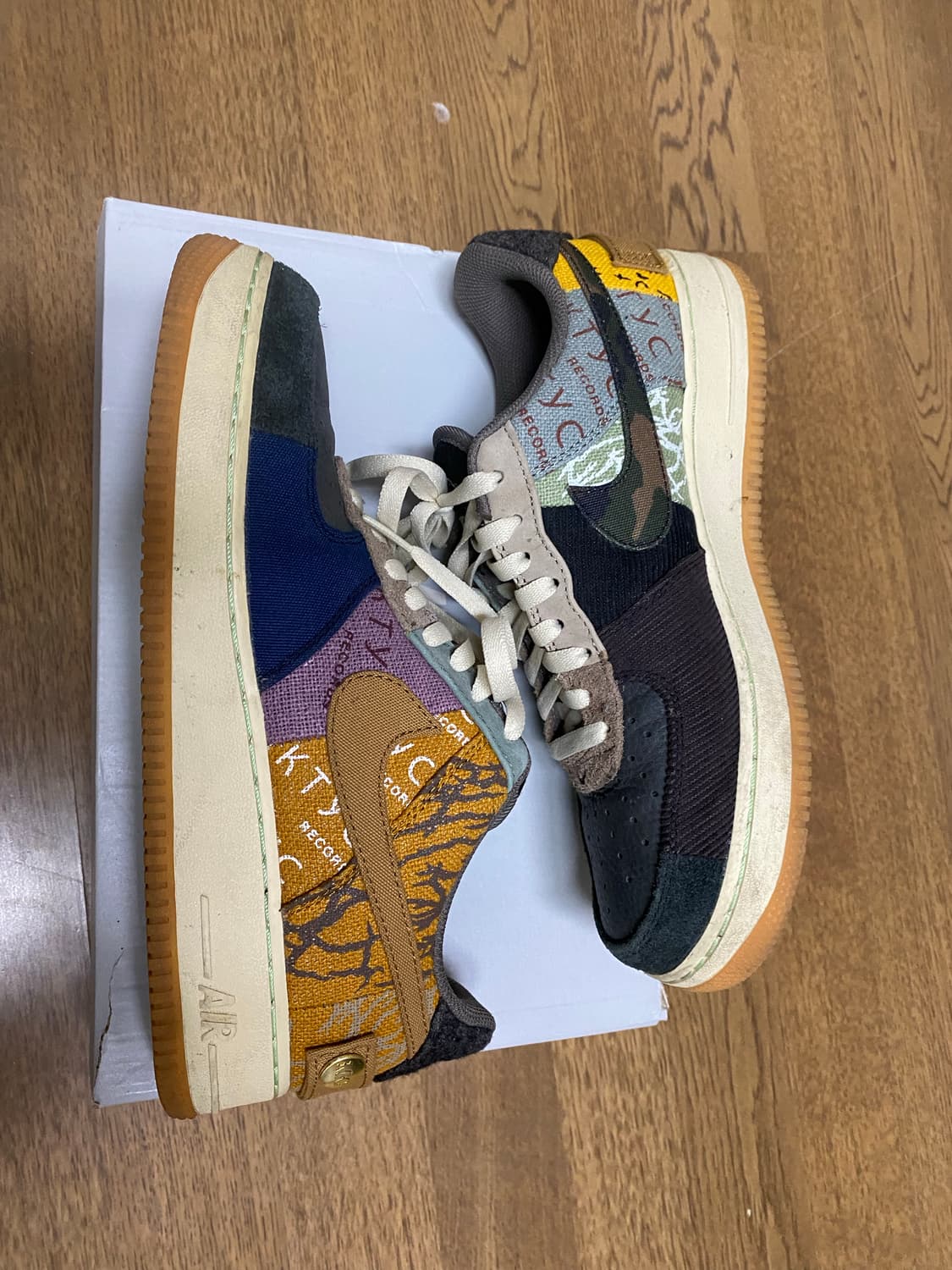 나이키 에어포스 1 캑터스잭 트레비스 스캇 280 상품이미지8