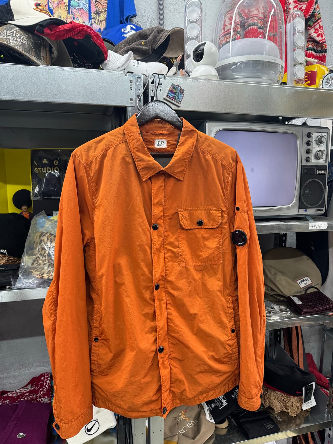 cp company 한글택 정품 나일론 오렌지 메탈 자켓  상품이미지1