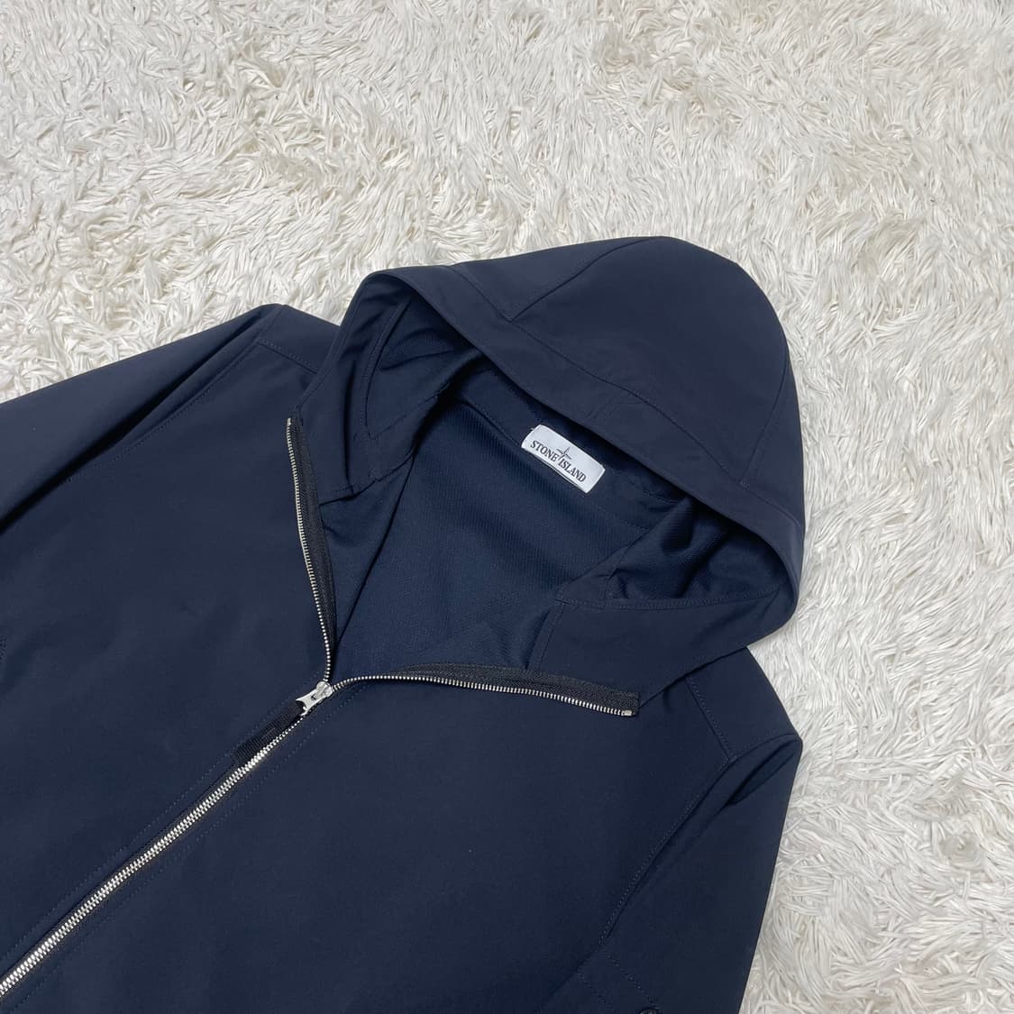 [정품] 스톤아일랜드 라이트 소프트쉘 상품이미지2