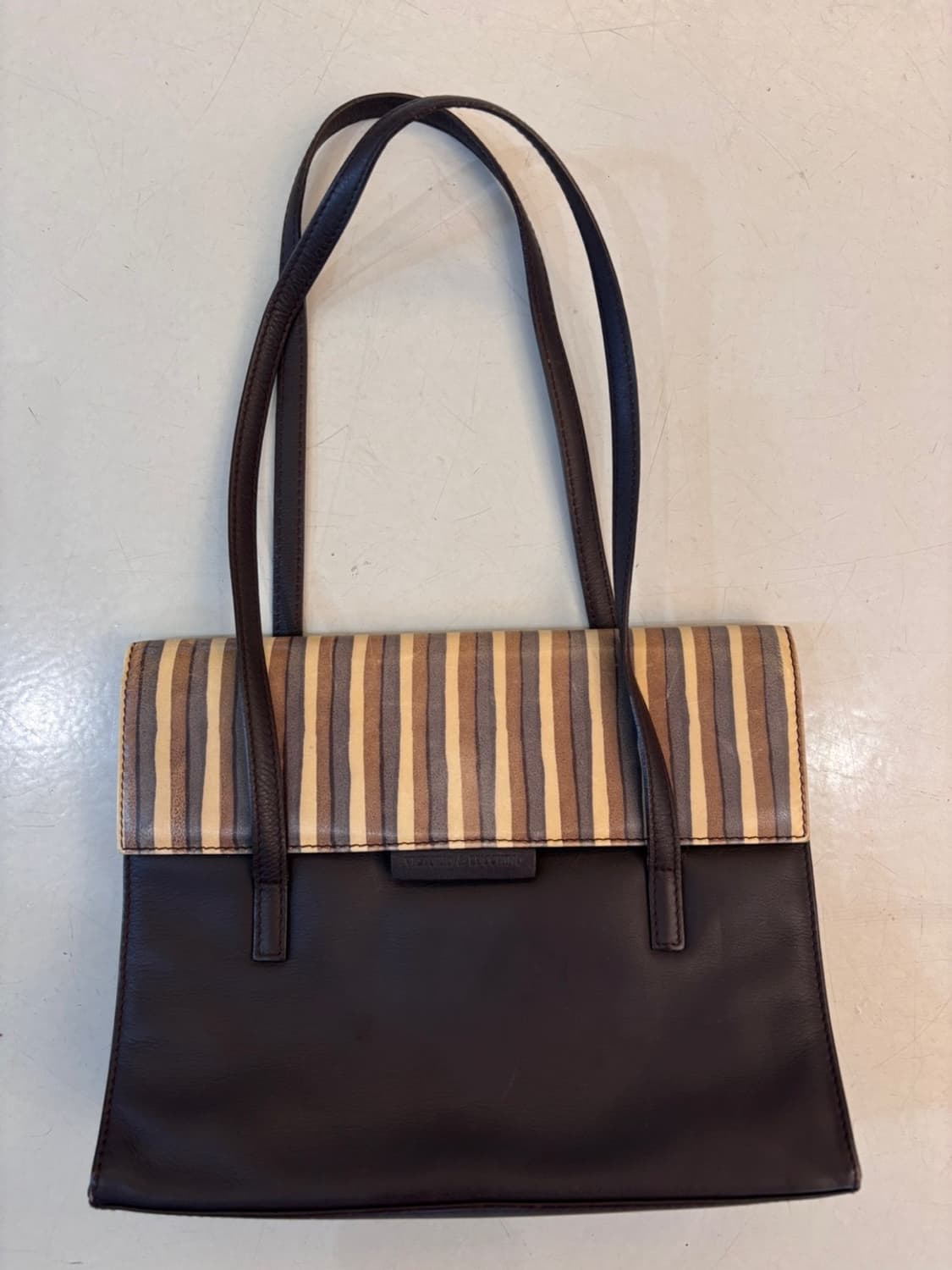 Vintage Victorio&Locchino Leather Bag 상품이미지2