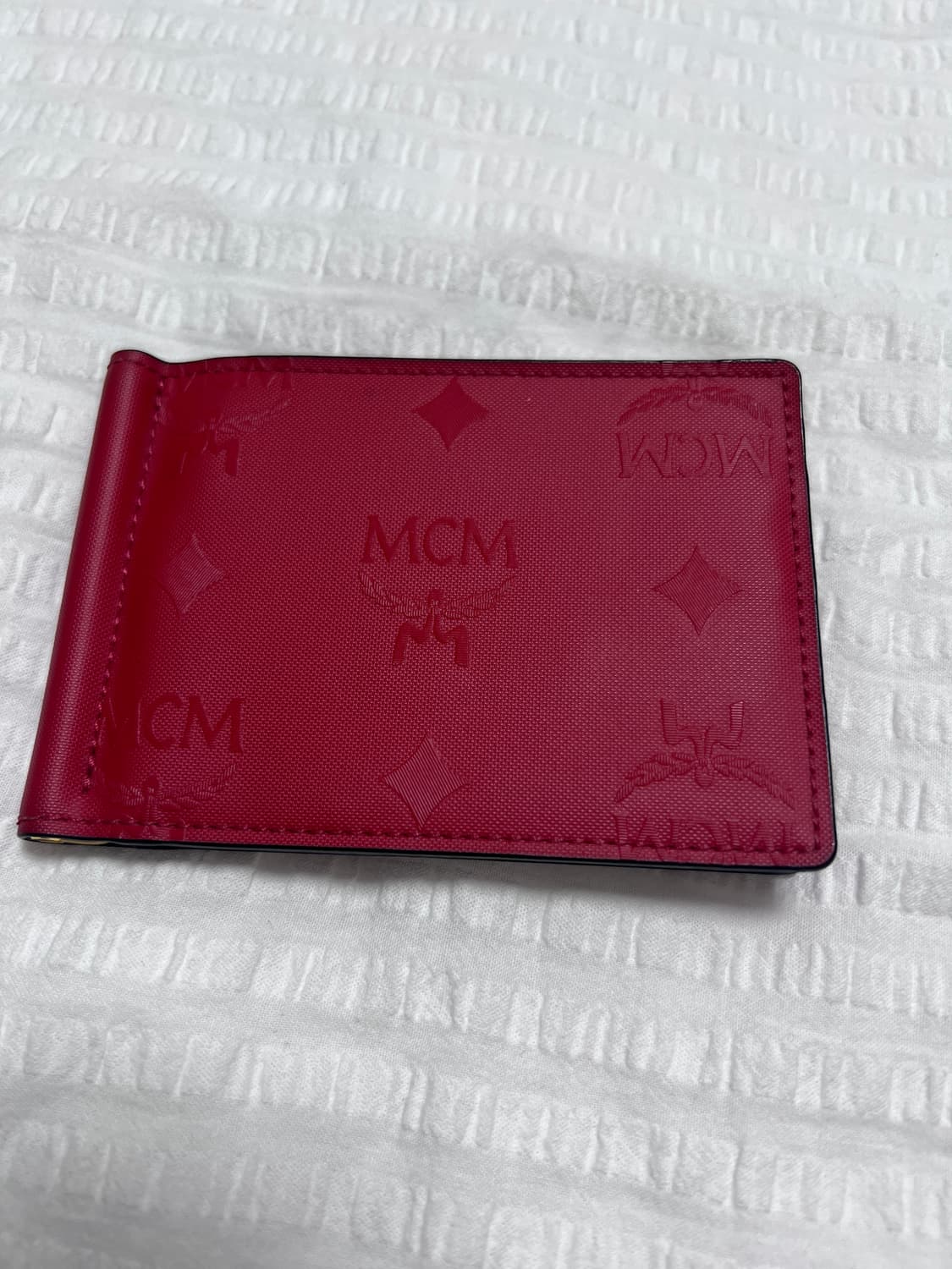 (새상품급) MCM 레드 지갑 상품이미지1