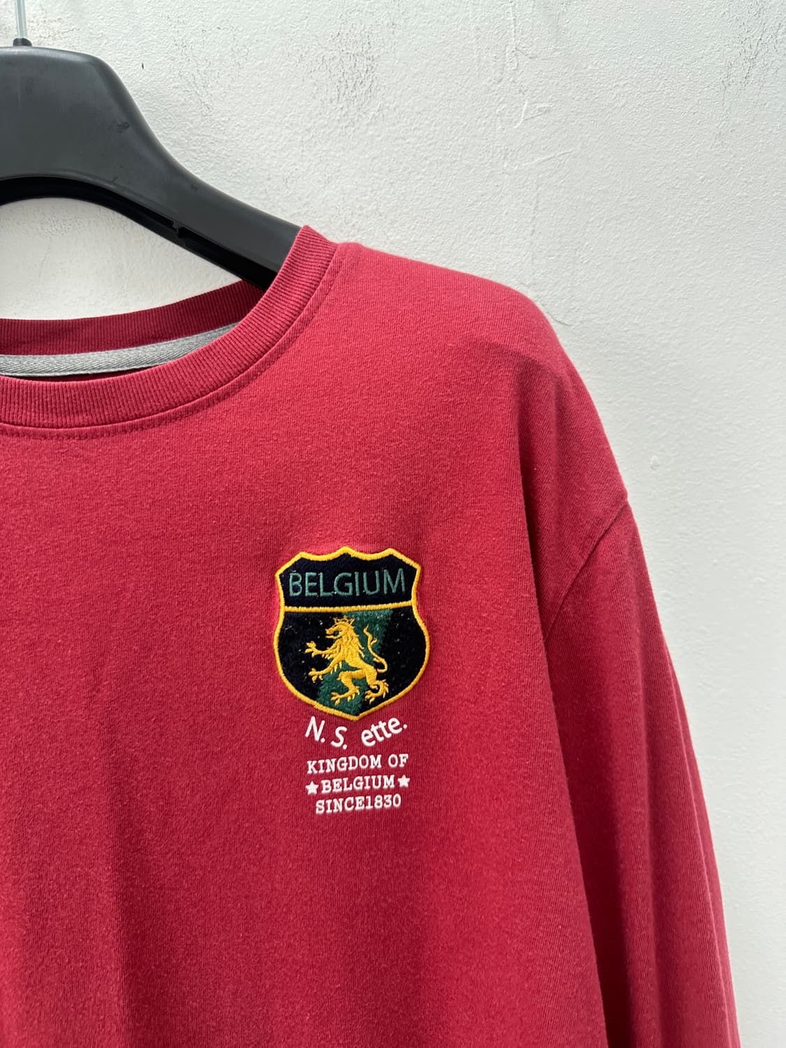 Vintage embroidered crest longsleeve 상품이미지5