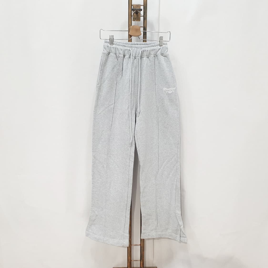 배드블러드 부츠컷 스웨트 팬츠 S 상품이미지1