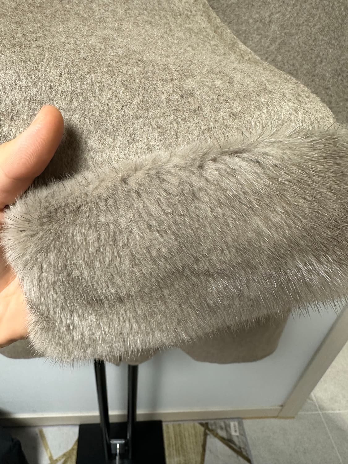 W9 핸드메이드 캐시미어  리얼밍크 머플러 코트-M사이즈 (새상품) 상품이미지5