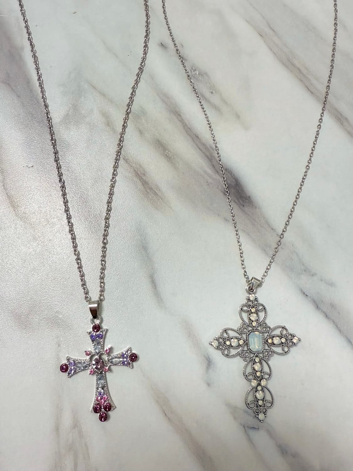A cross necklace 상품이미지1