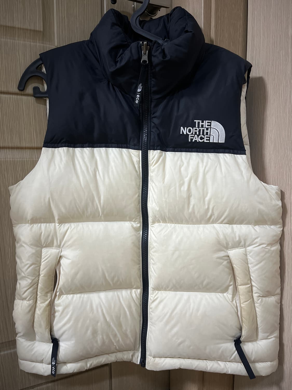 노스페이스 1996 눕시 크림 상품이미지1