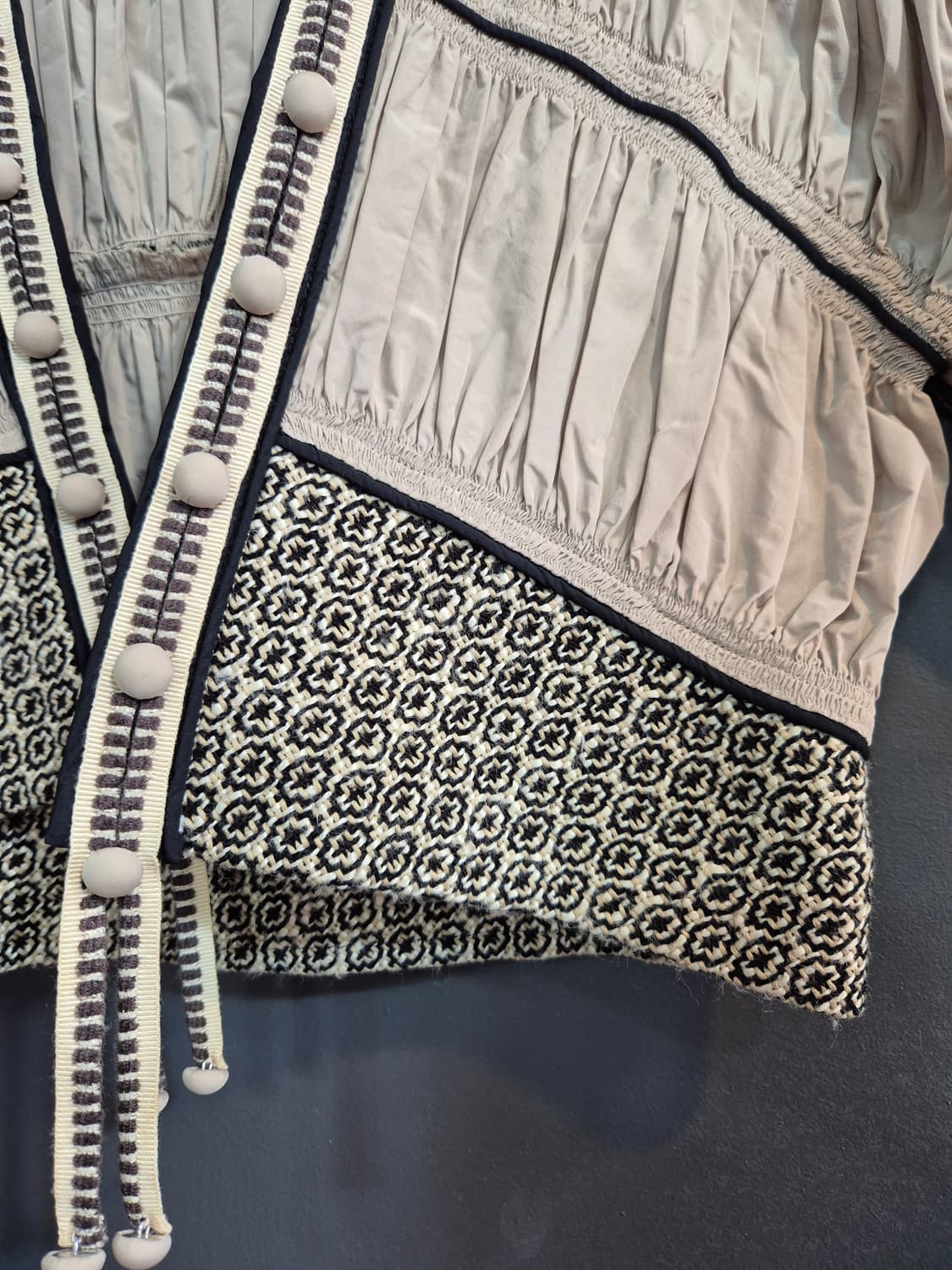 히로코 코시노 크롭 자켓 베이지 40사이즈 55  66 가능 상품이미지5