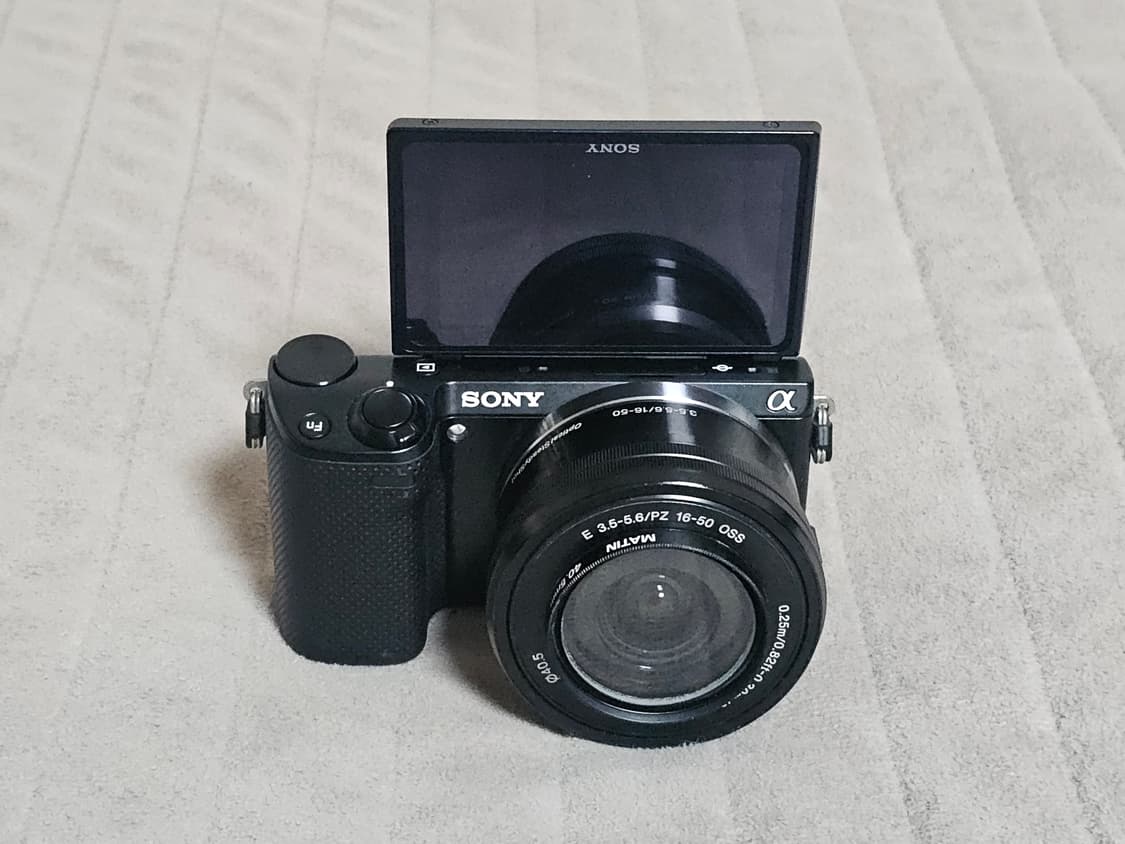 소니 NEX-5R 미러리스 카메라 상품이미지1