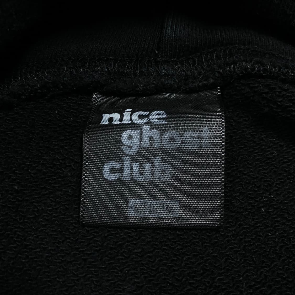 나이스 고스트 클럽 빅로고 블랙 후드티 상품이미지3