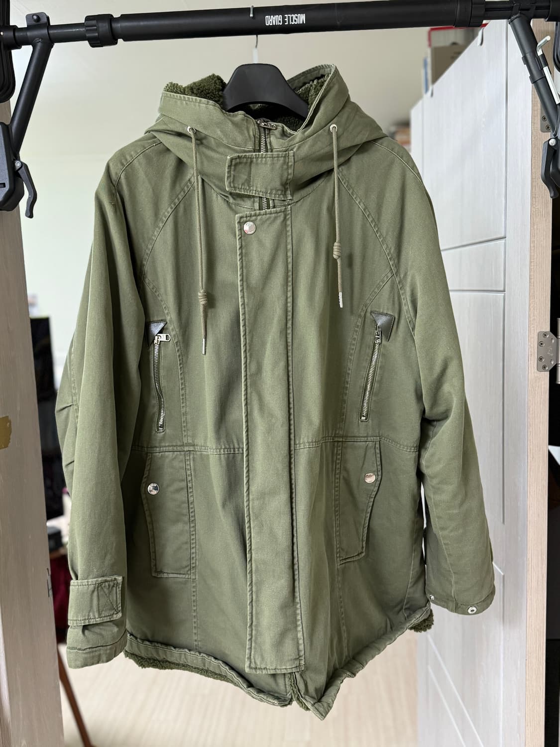 자라 퍼 겨울야상. 사이즈 105. 상품이미지2