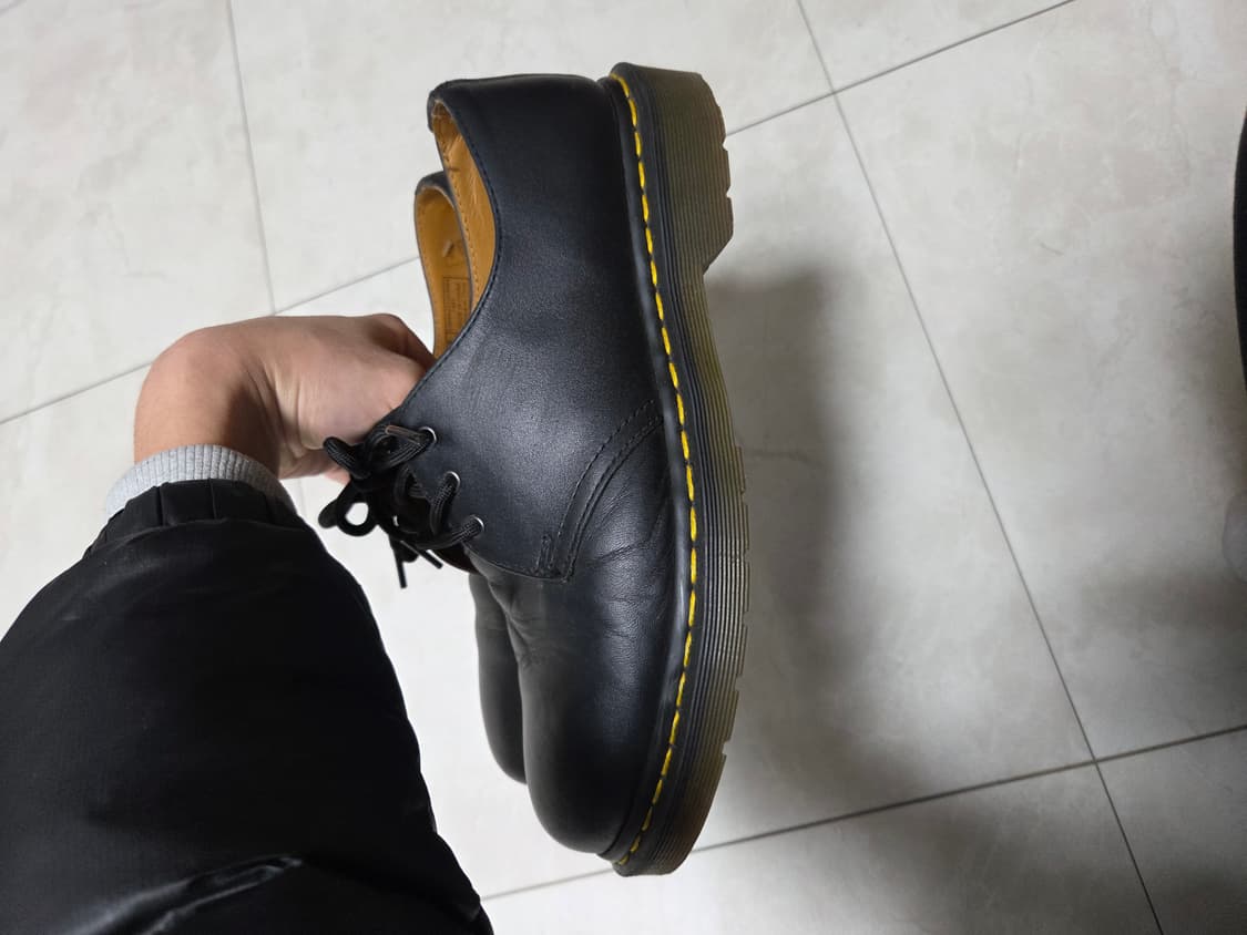 [260] 닥터마틴 1461 스무스 UK8 상품이미지3