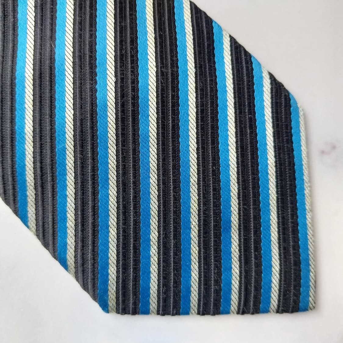 메트로시티 실크 블루 스트라이프 넥타이 8.7cm A+등급 K2111
 상품이미지6