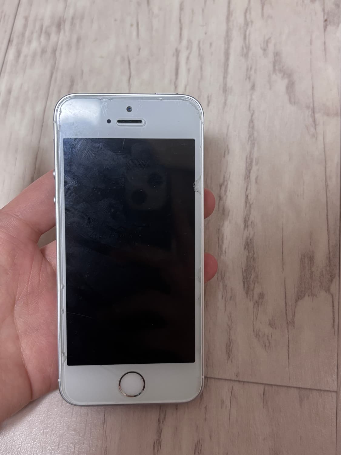 색감 마지막장 확인 ) se1 그레이 128G 배터리성능 100 상품이미지2